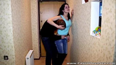 Casual Teen Sex: Willingness to Fuck Busty Linda